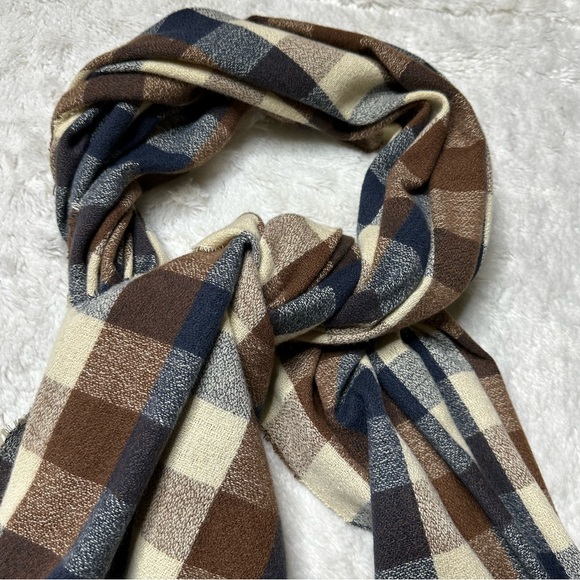 NWT Revolve Hat Attack Buffalo Check Scarf Navy Brown Women’s OS 79”x19.5” - Picture 4 of 8